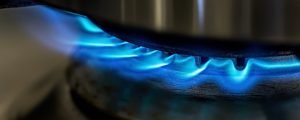 Blue flames coming from a gas kitchen hob, installed by a gas-safe registered heating engineer in Bristol, Mark Cameron